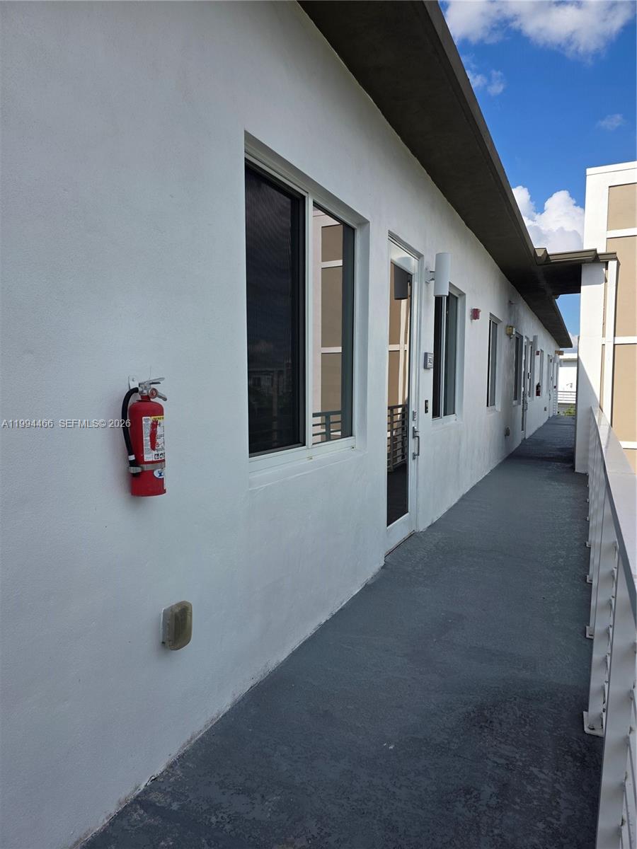 LANDMARK AT DORAL CONDO N - Residential Lease