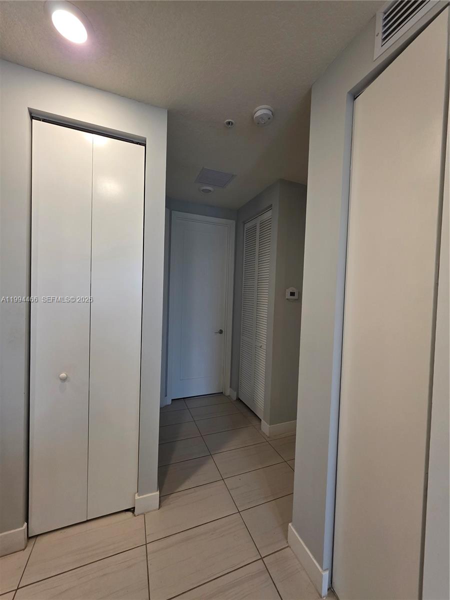 LANDMARK AT DORAL CONDO N - Residential Lease