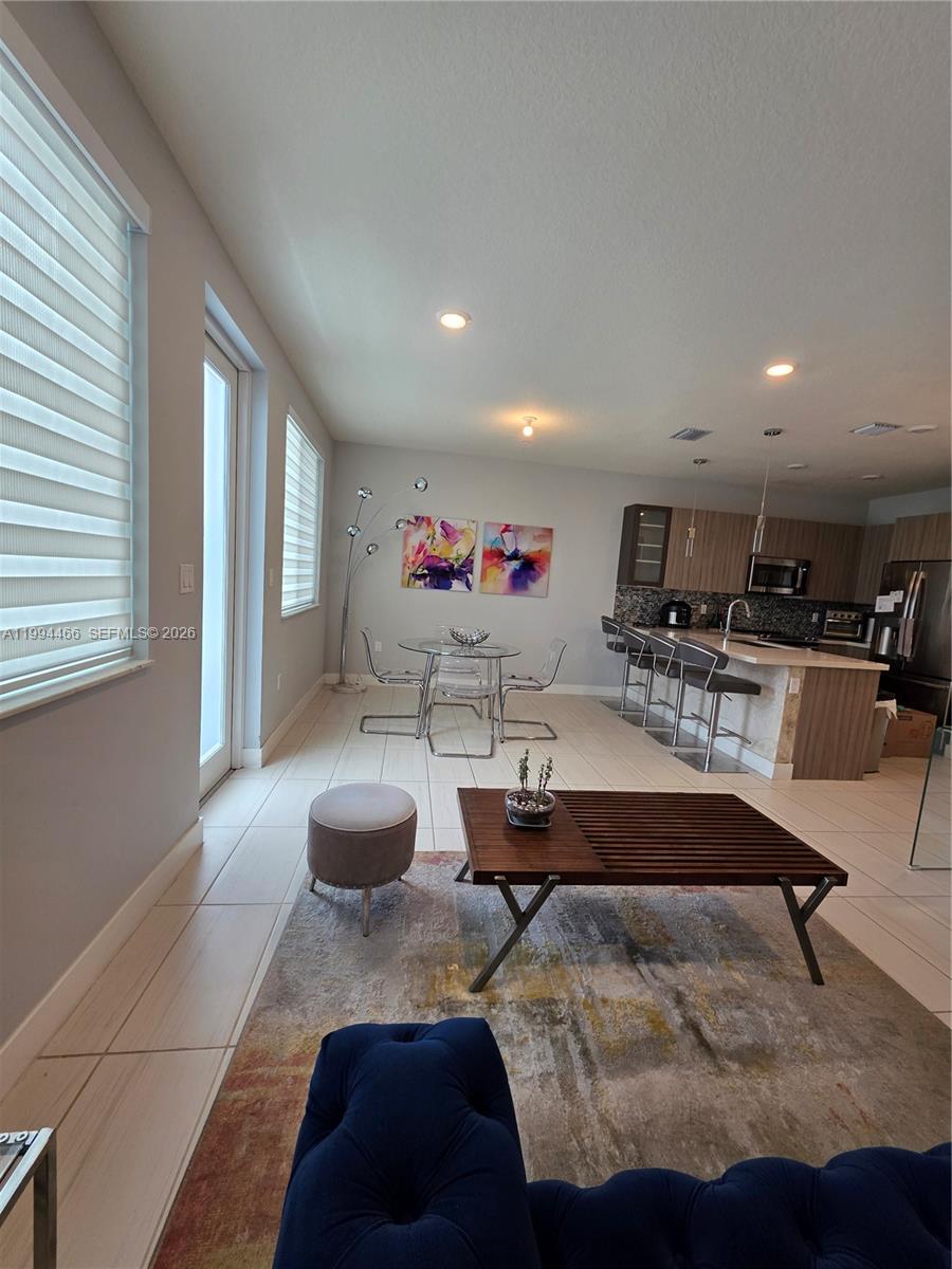 LANDMARK AT DORAL CONDO N - Residential Lease