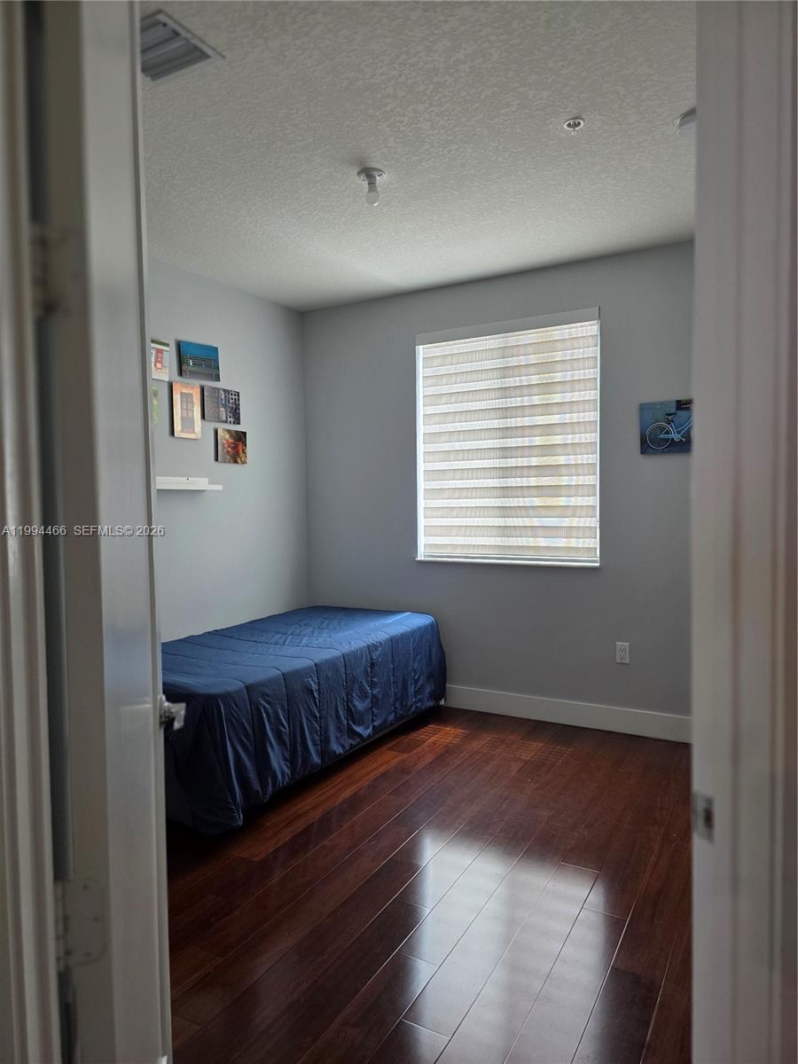 LANDMARK AT DORAL CONDO N - Residential Lease