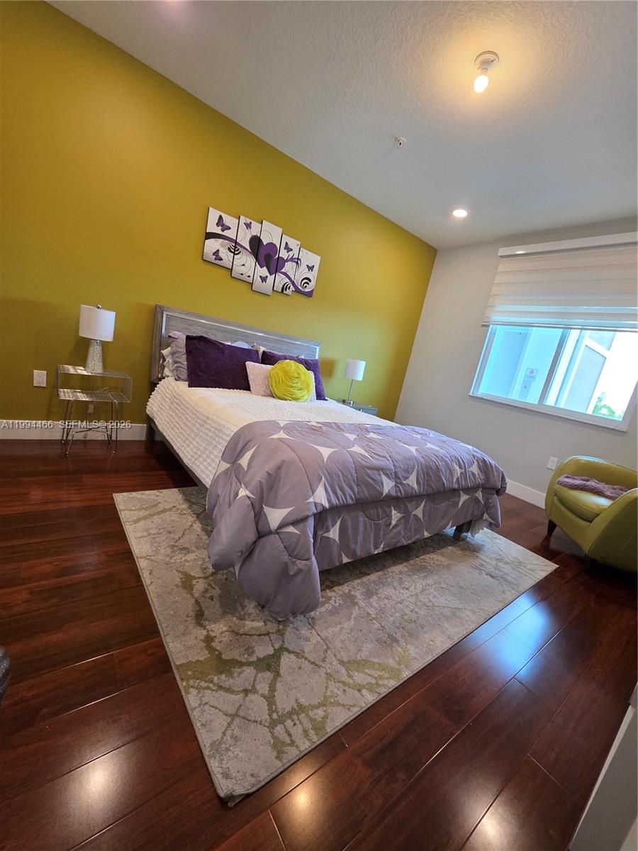 LANDMARK AT DORAL CONDO N - Residential Lease