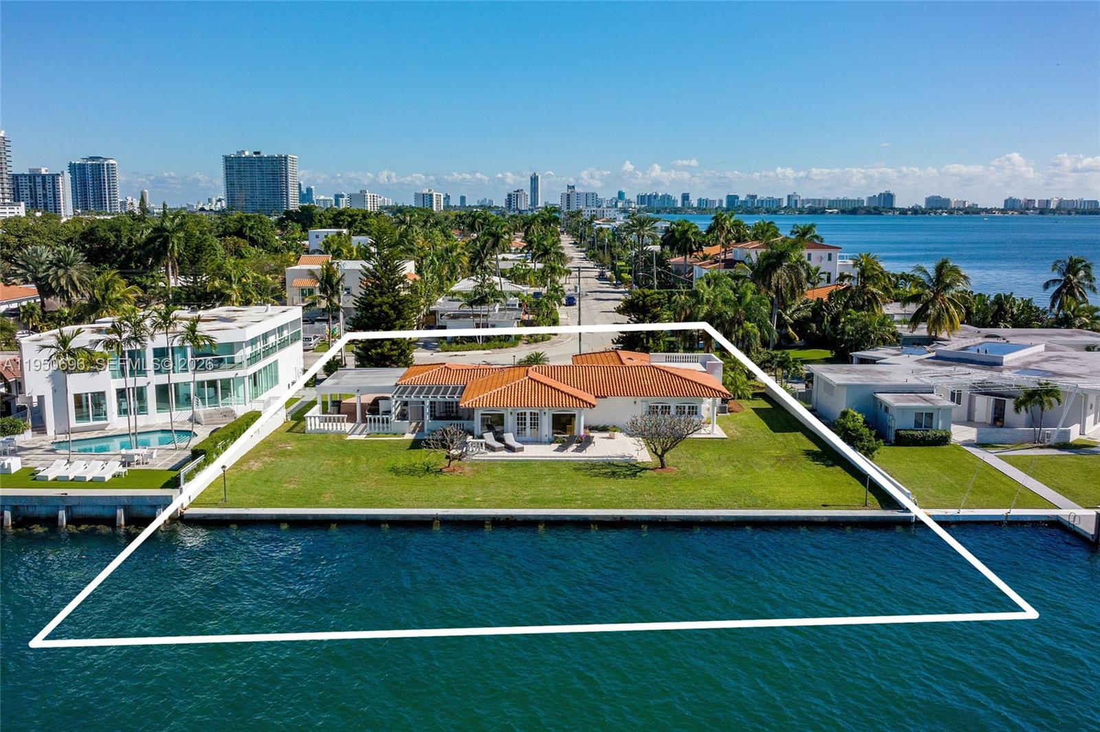 TREASURE ISLAND - Residential