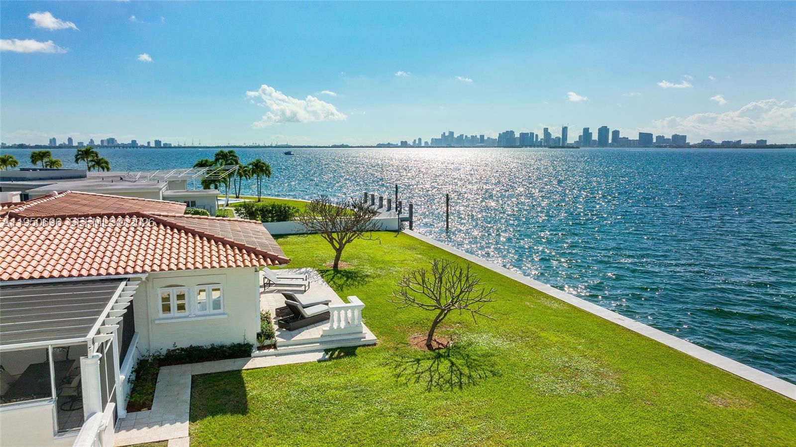 TREASURE ISLAND - Residential