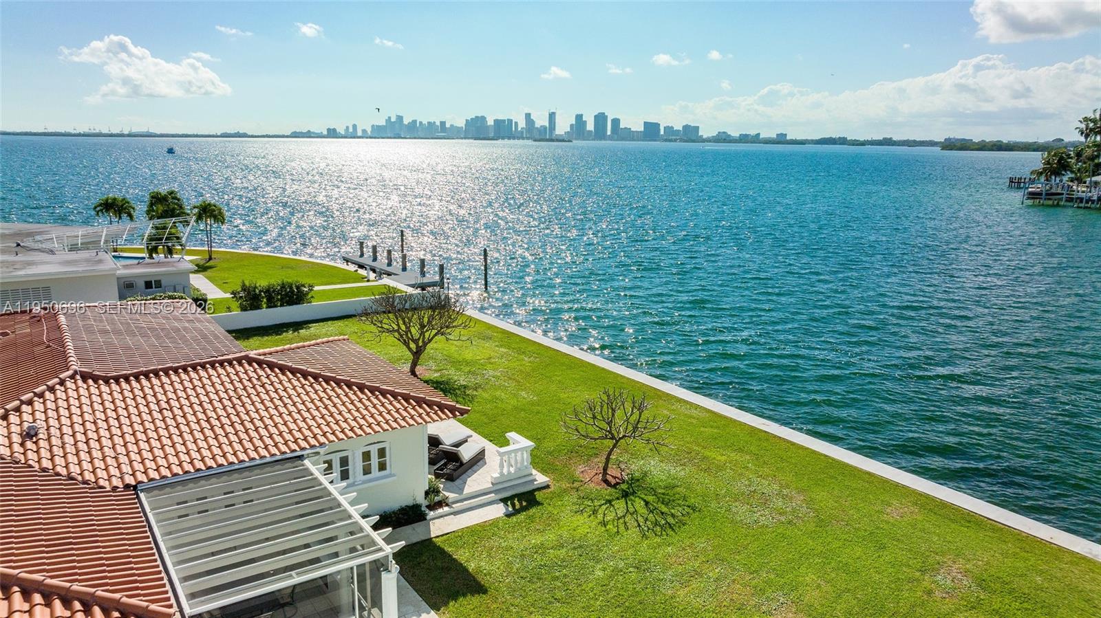 TREASURE ISLAND - Residential