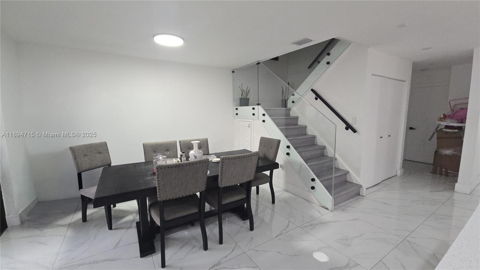 LAGO GRANDE SEVEN-C - Residential Lease