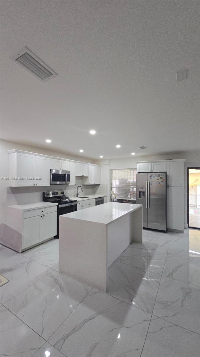 LAGO GRANDE SEVEN-C - Residential Lease