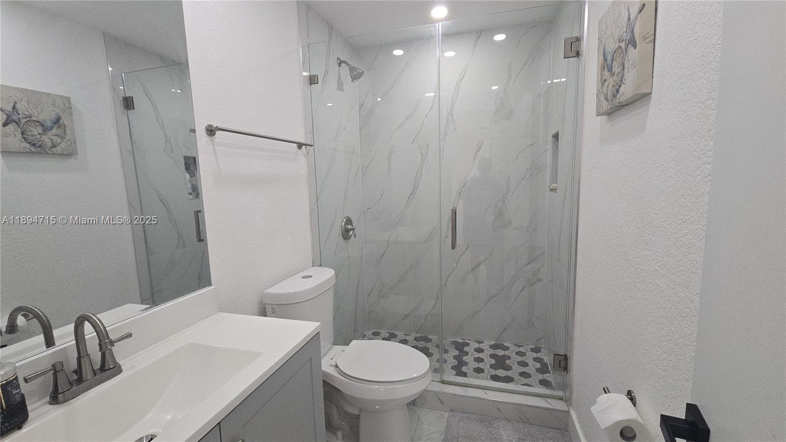 LAGO GRANDE SEVEN-C - Residential Lease