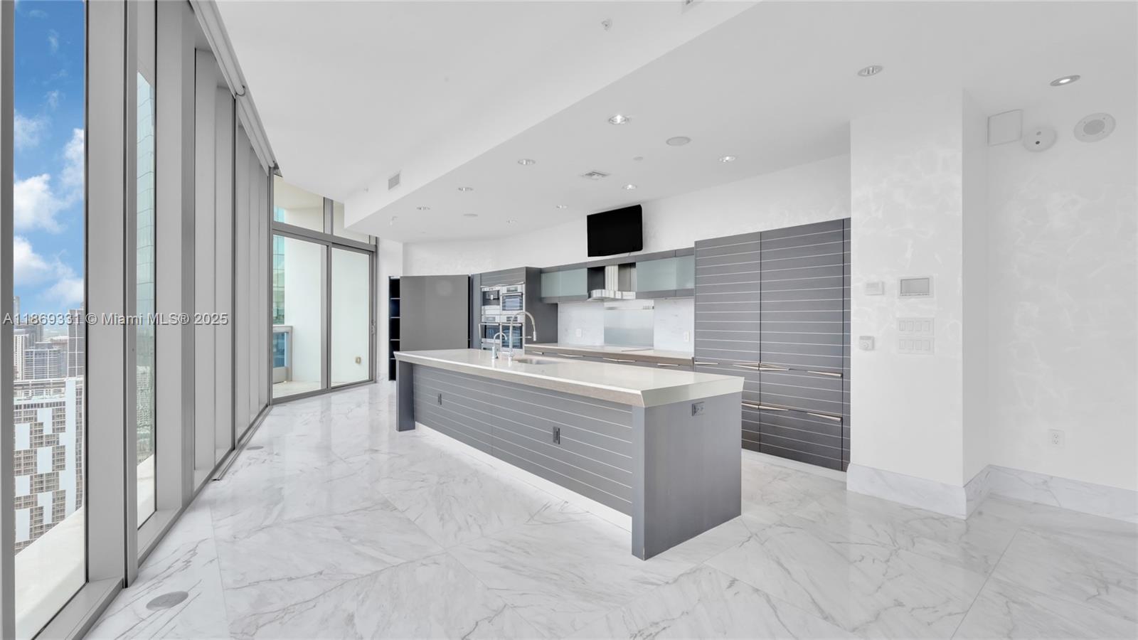 EPIC WEST CONDO - Residential Lease