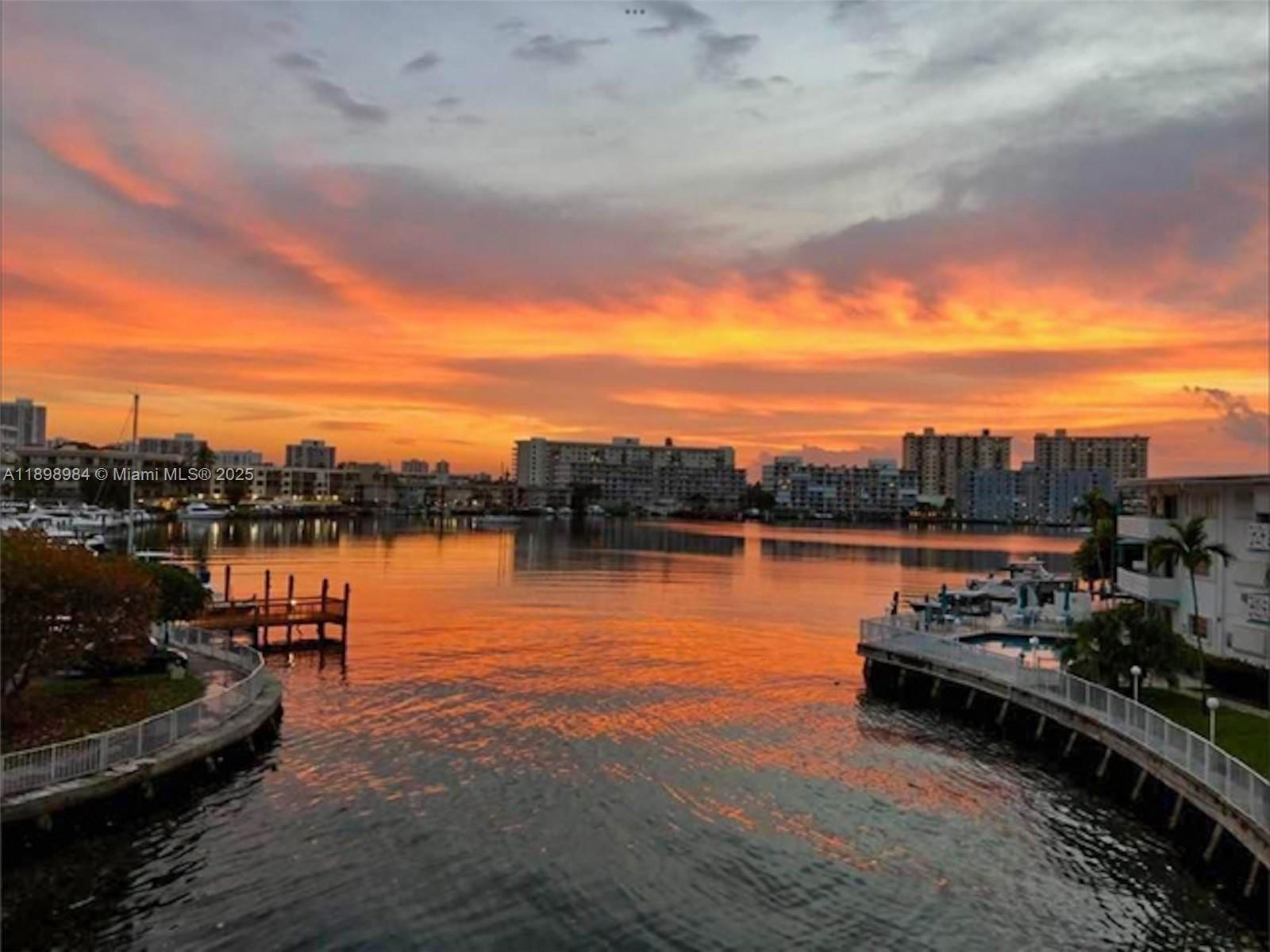 ISLANDER CO-OP - Residential