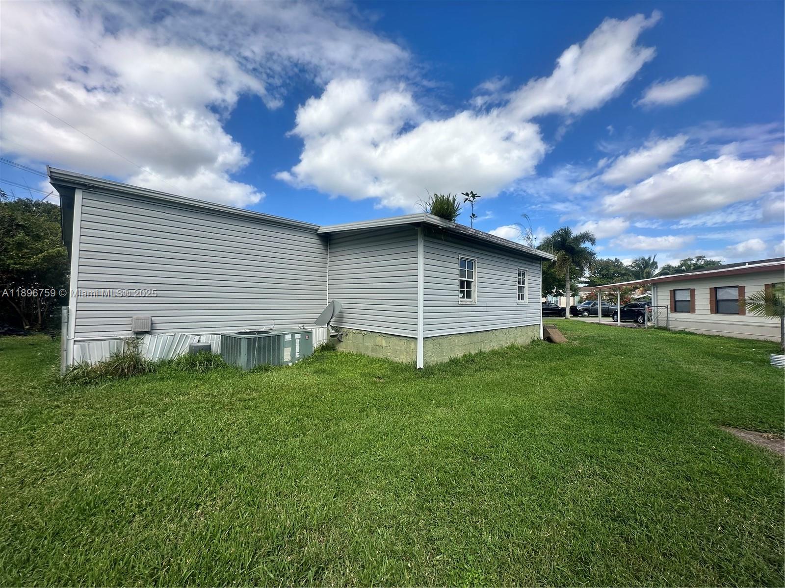 HERITAGE PARK - Residential Lease