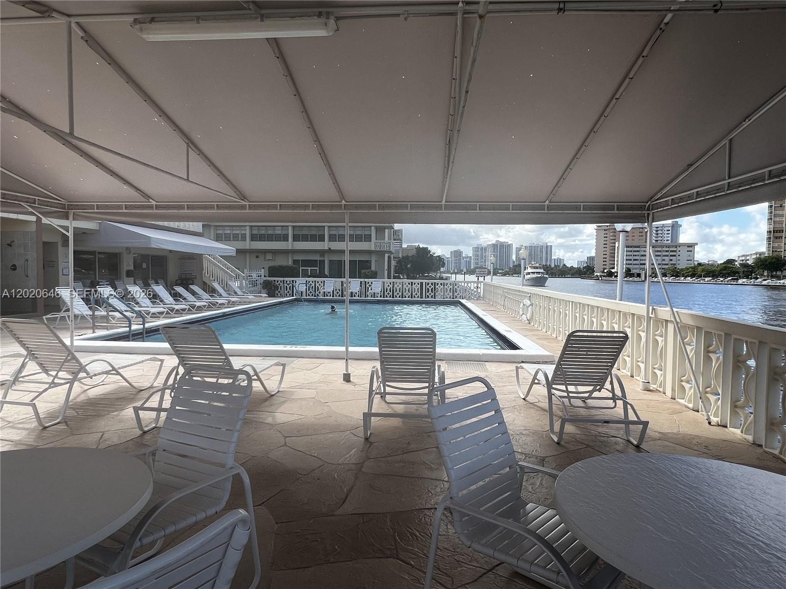 1817 S Ocean Dr 718