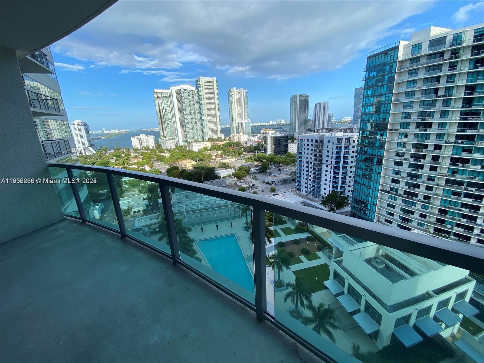 3301 NE 1st Ave H1806