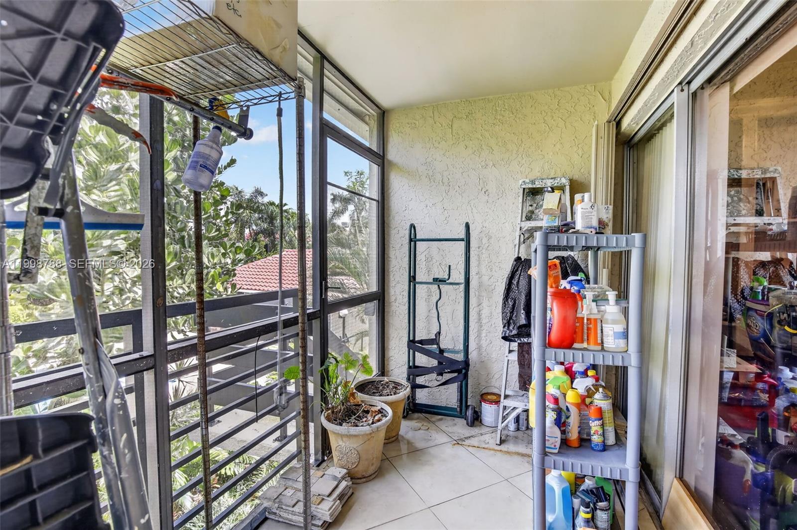 EMBARCADERO CONDO - Residential