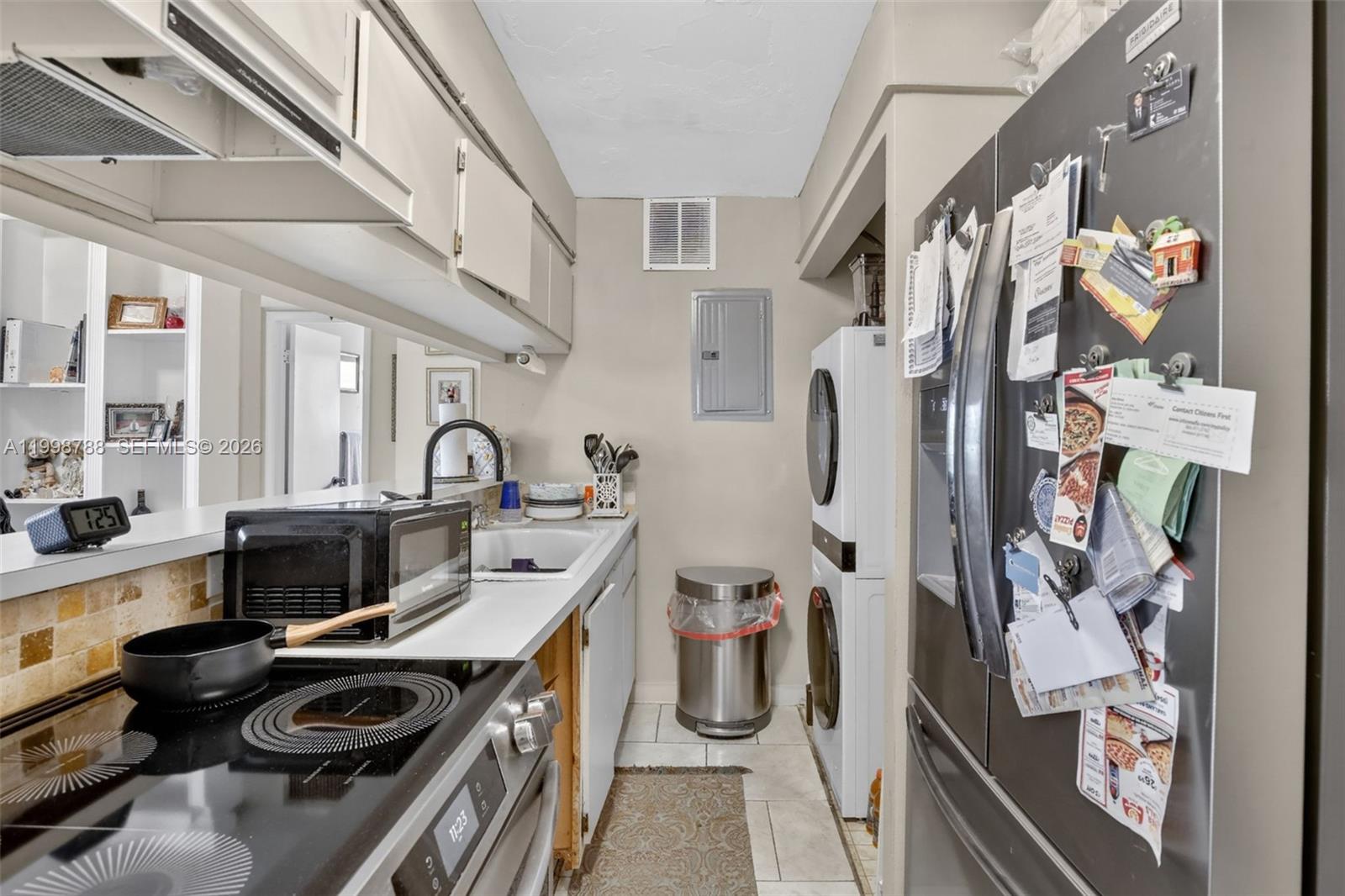 EMBARCADERO CONDO - Residential