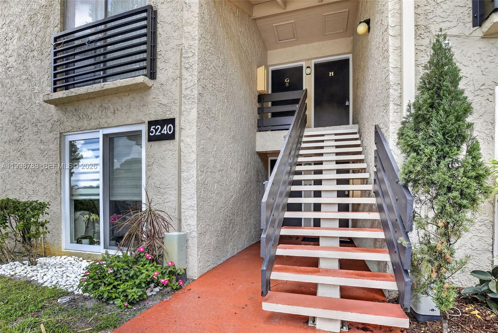 EMBARCADERO CONDO - Residential