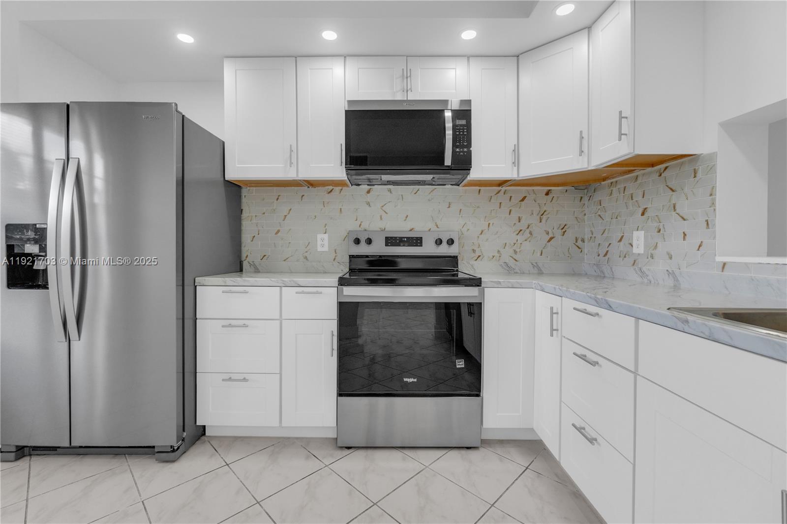 HAWTHORNE AT CENTURY VILL - Residential