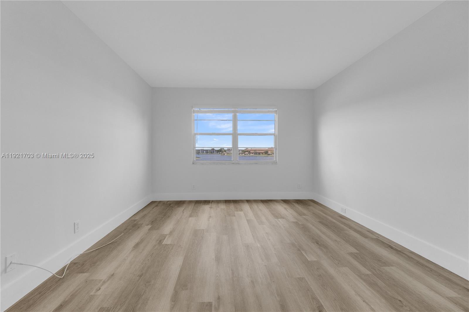 HAWTHORNE AT CENTURY VILL - Residential