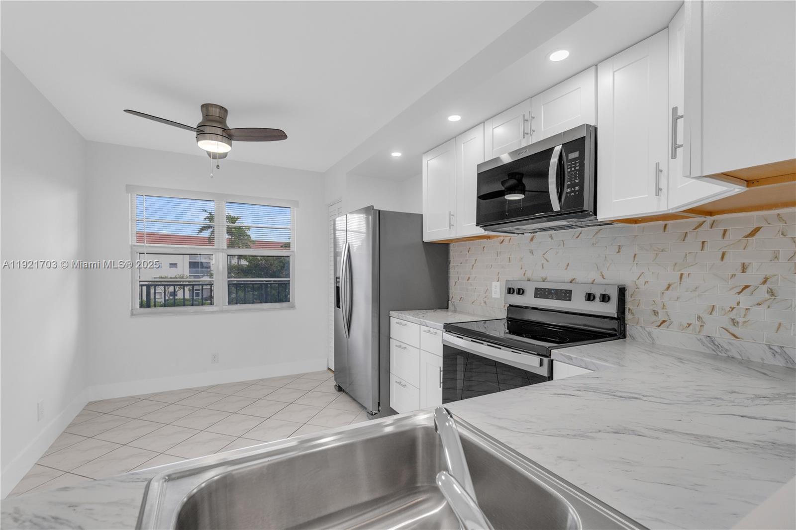 HAWTHORNE AT CENTURY VILL - Residential