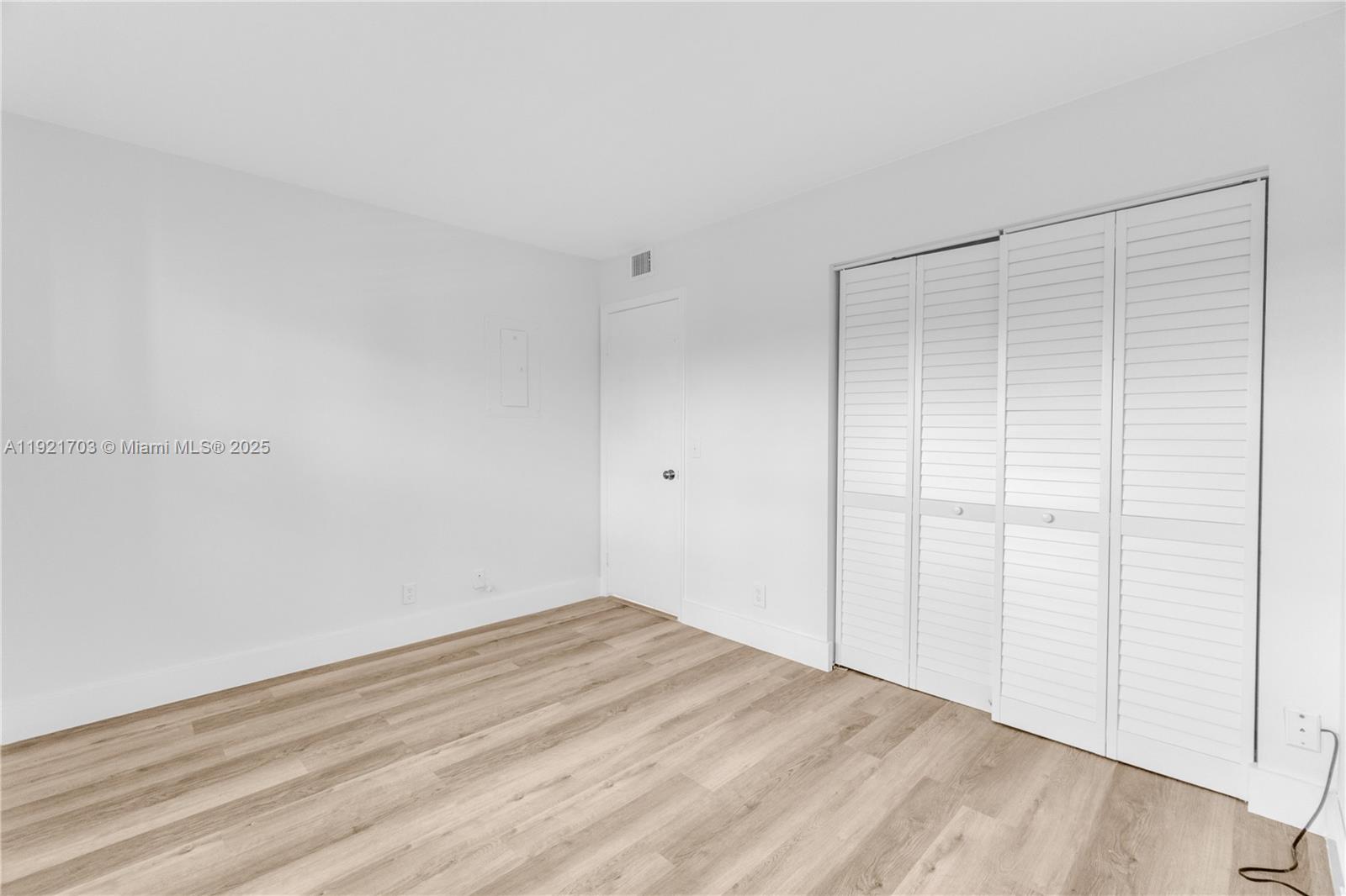 HAWTHORNE AT CENTURY VILL - Residential