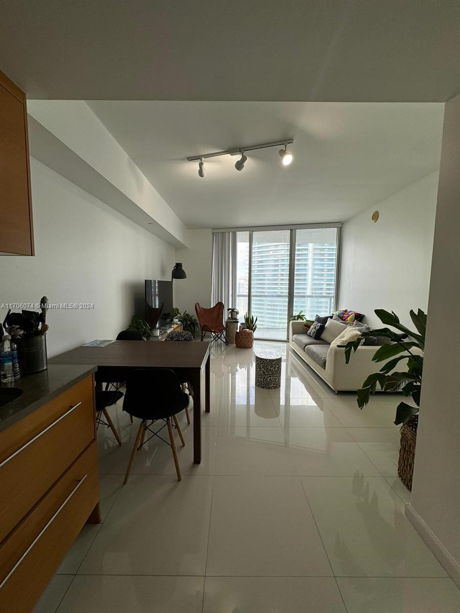 465 Brickell Ave 4004, Miami, Broward County, Florida - 1 Bedrooms  
1 Bathrooms - 