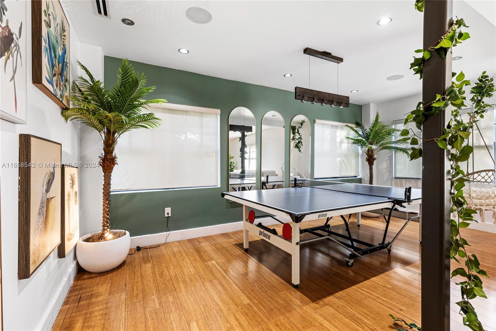 SPRING GARDEN - Residential