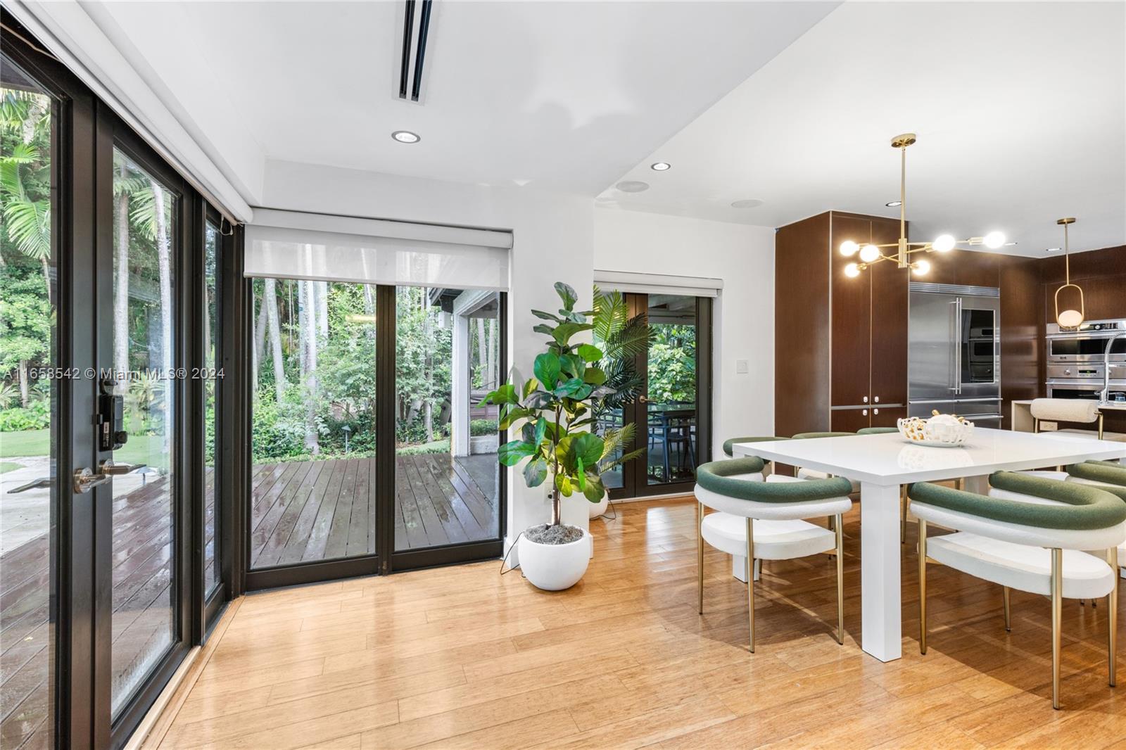 SPRING GARDEN - Residential