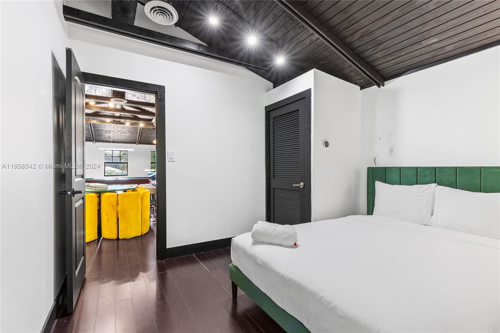 SPRING GARDEN - Residential