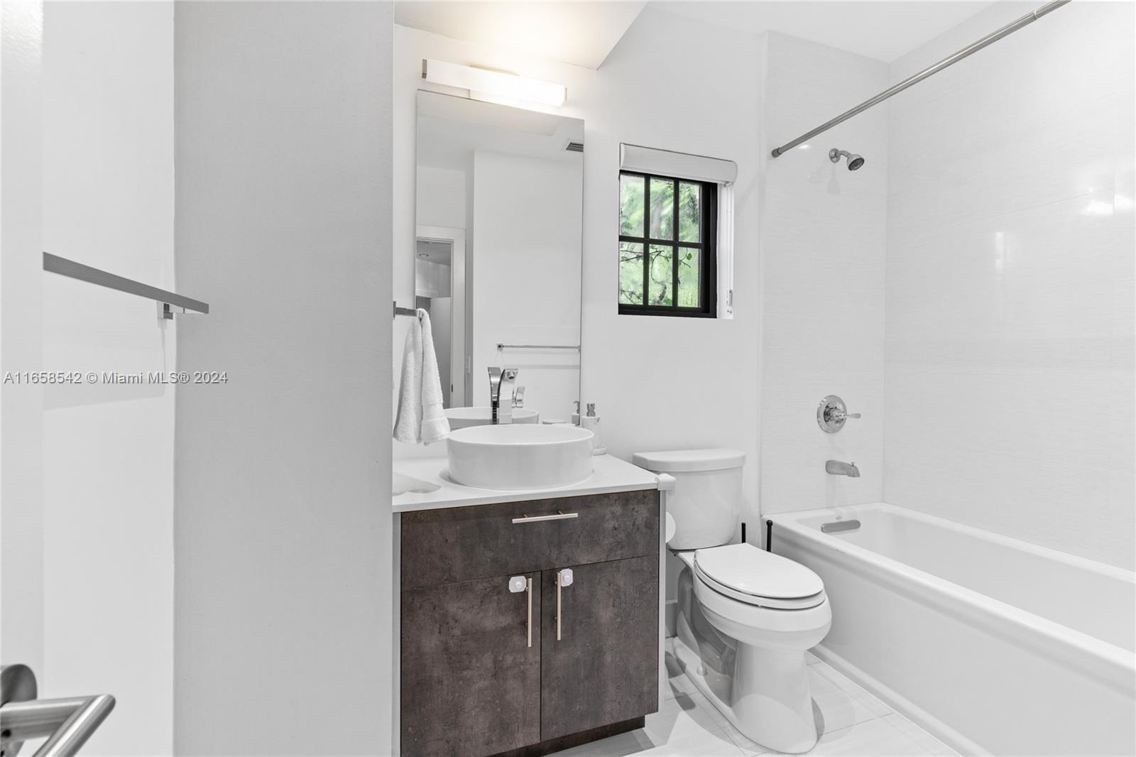 SPRING GARDEN - Residential