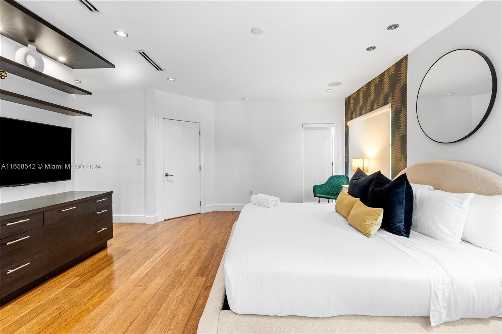 SPRING GARDEN - Residential