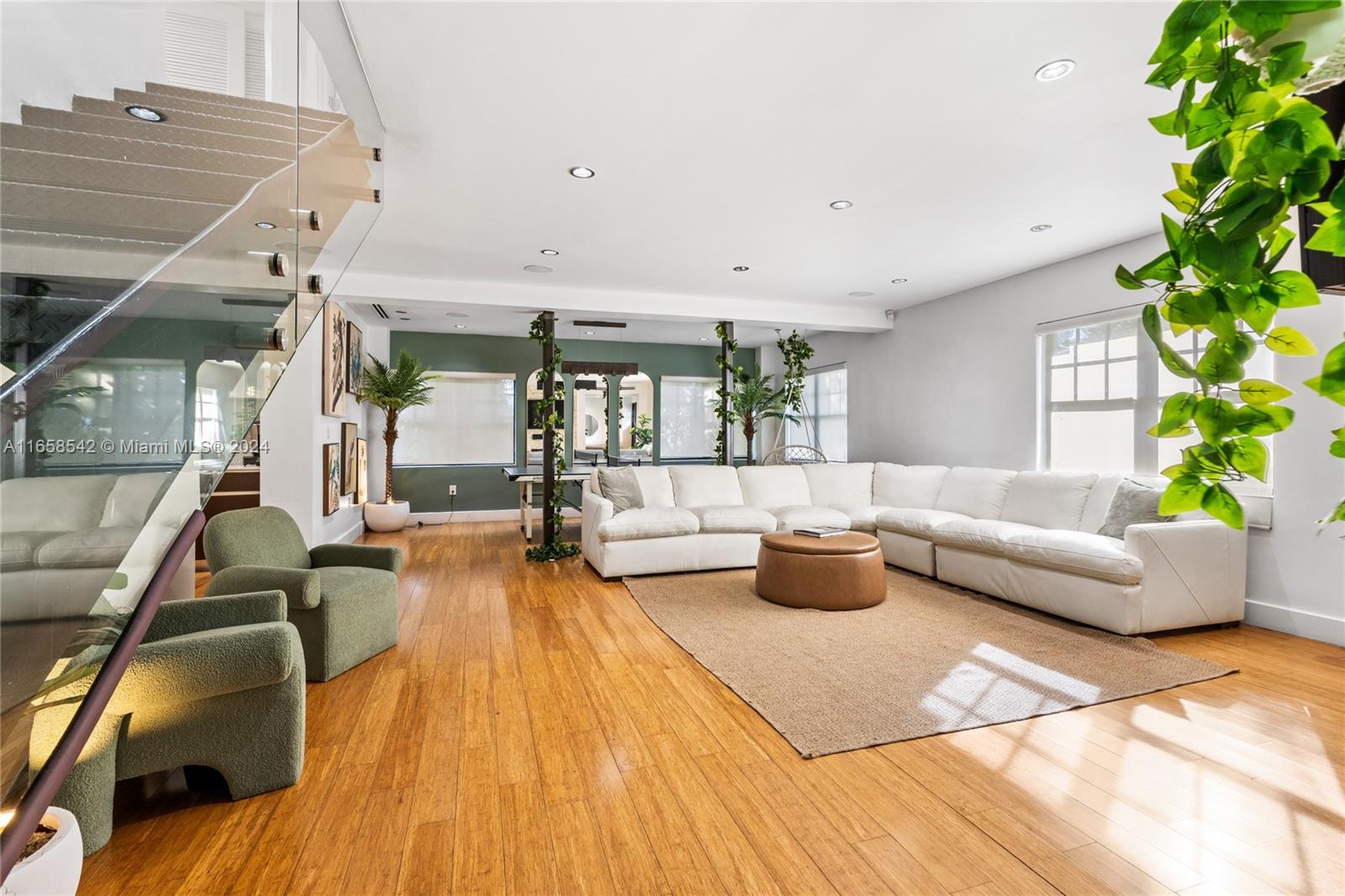 SPRING GARDEN - Residential