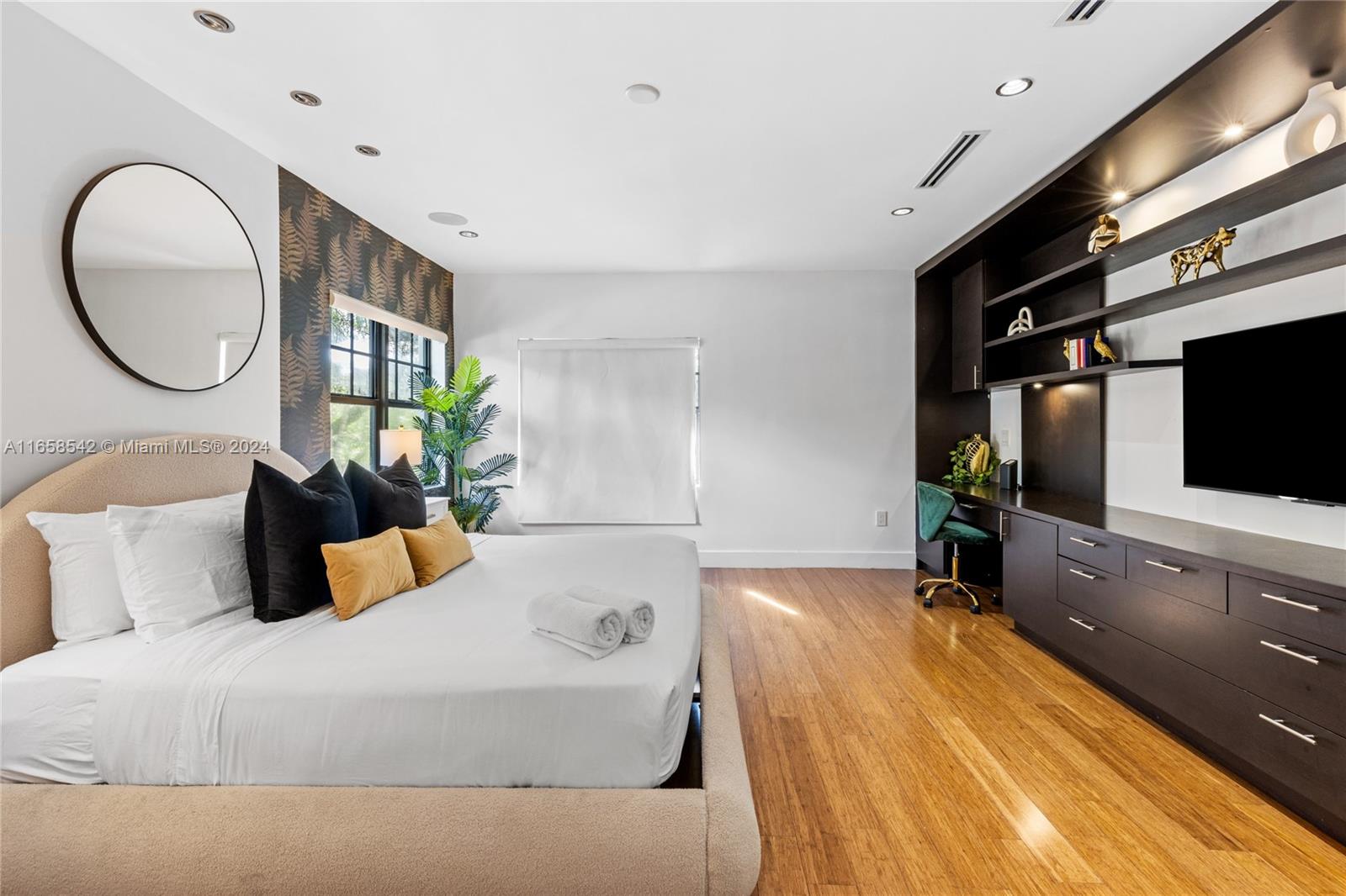 SPRING GARDEN - Residential