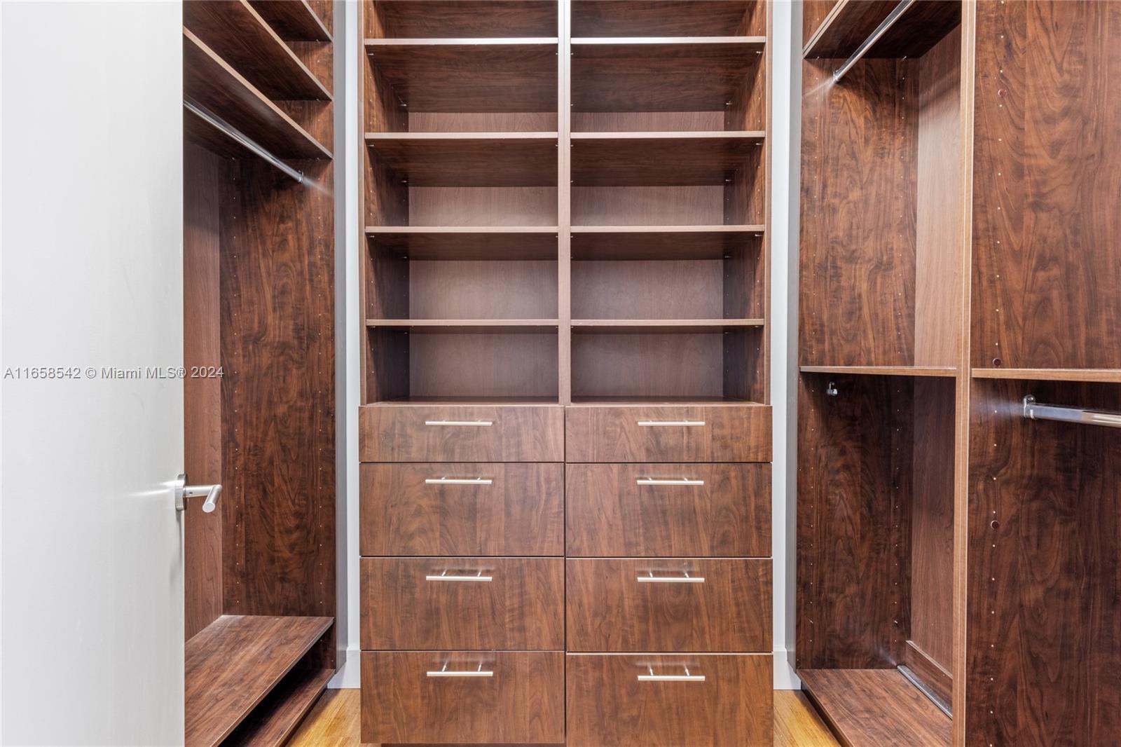 SPRING GARDEN - Residential