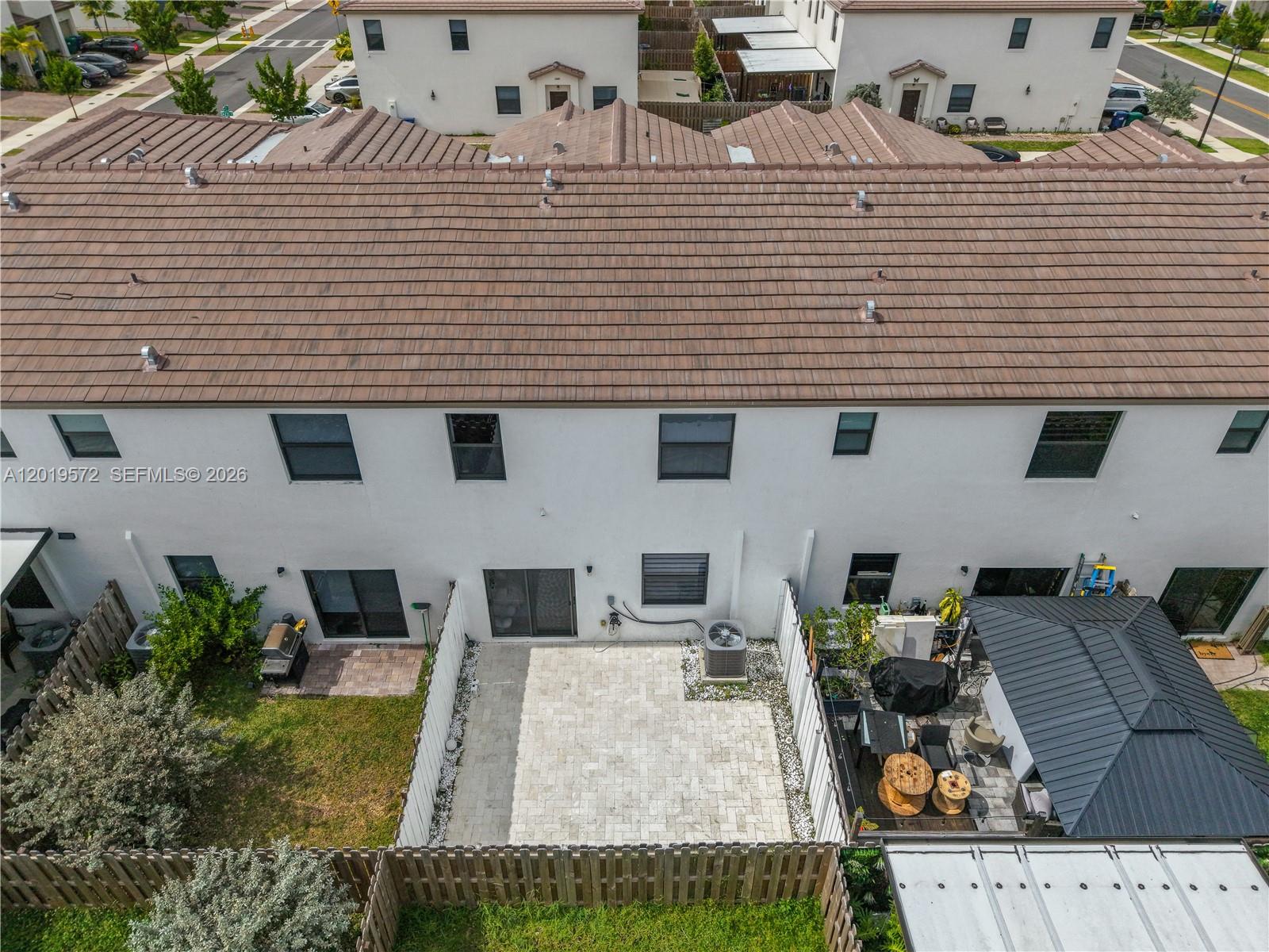 KENDALL ASSEMBLAGE NORTH - Residential