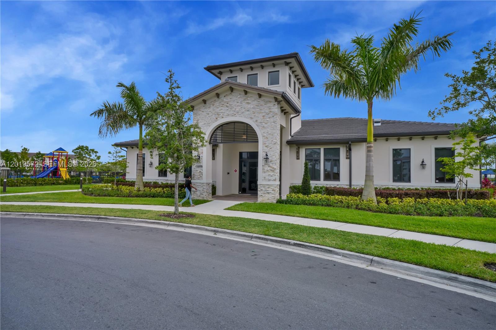 KENDALL ASSEMBLAGE NORTH - Residential