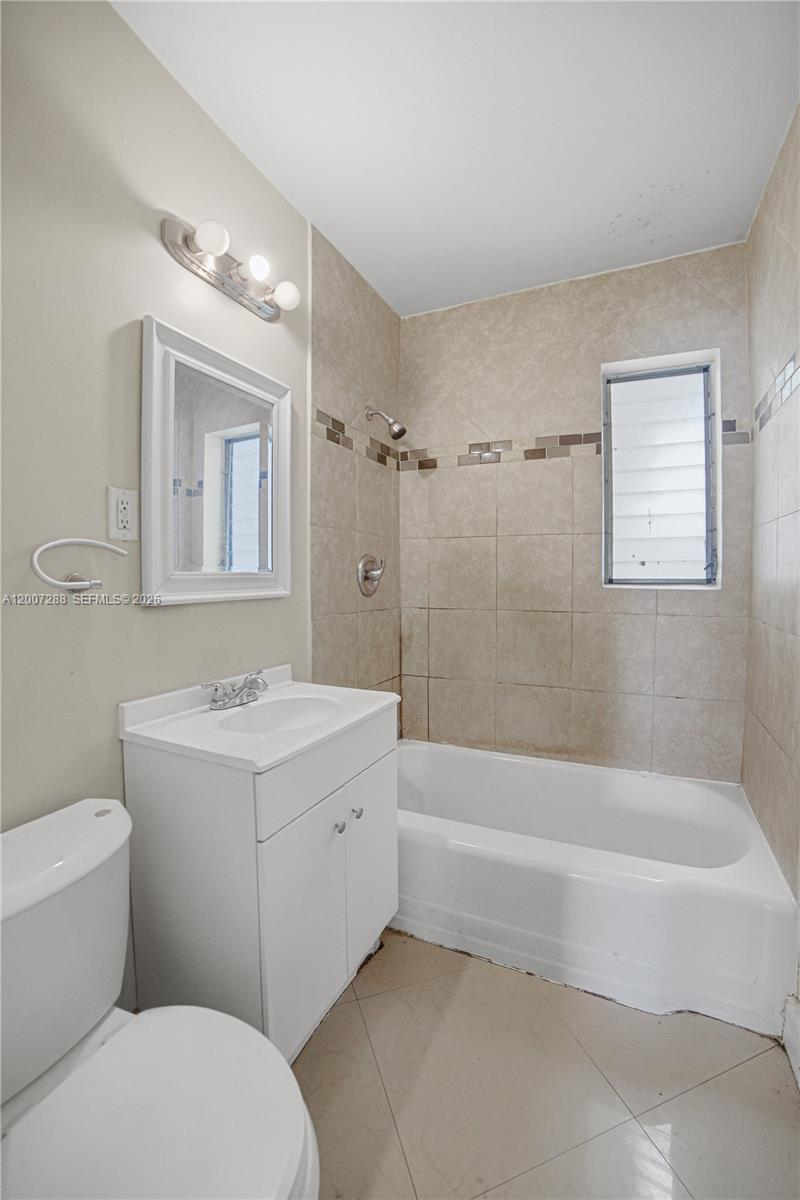 POMPANO BEACH HIGHLANDS 5 - Residential