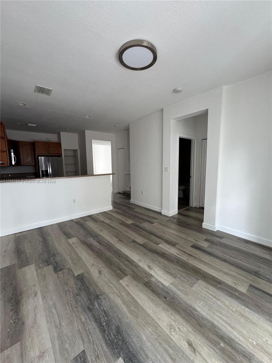 7515 NW 114th Path 7515