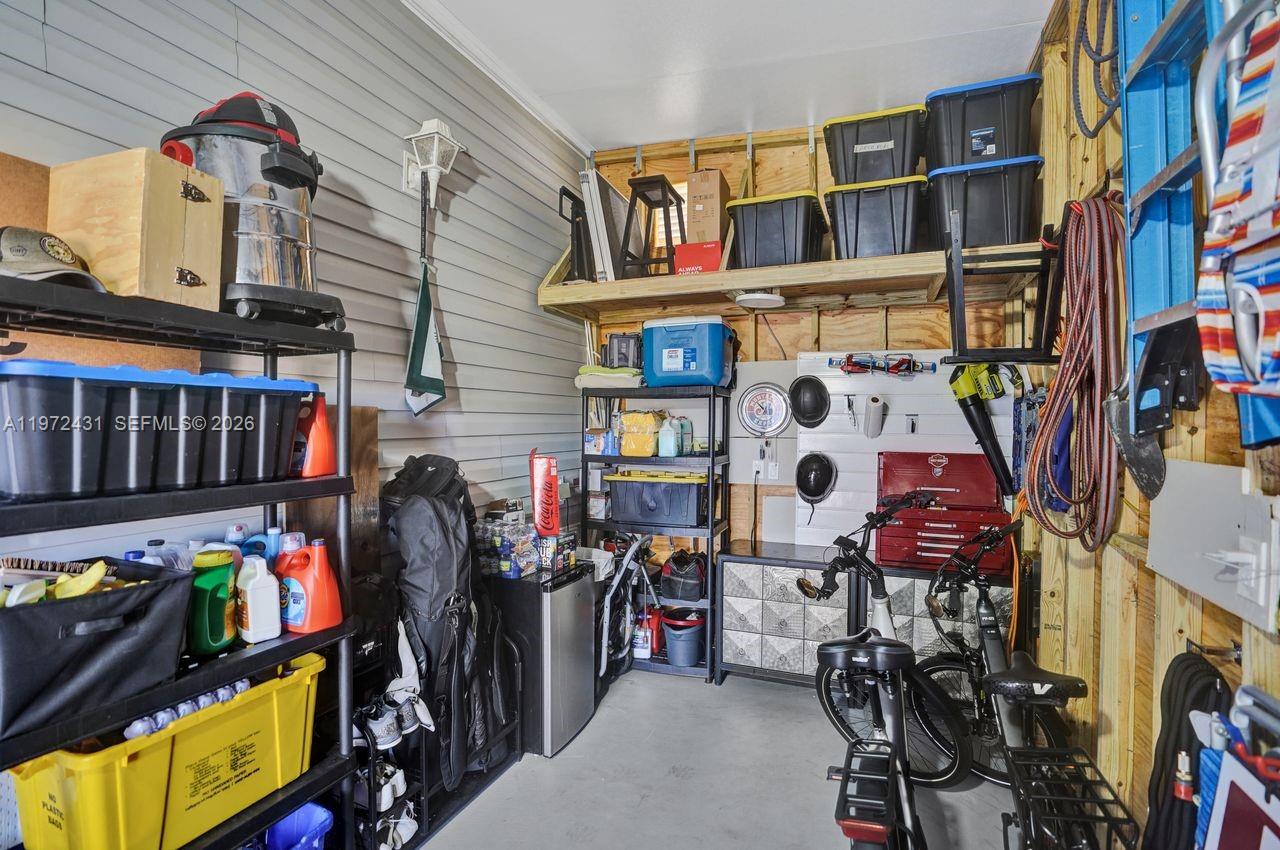 NORTHERN PINES MOBILE HOM - Residential