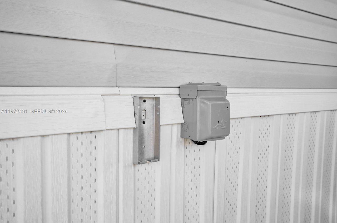 NORTHERN PINES MOBILE HOM - Residential