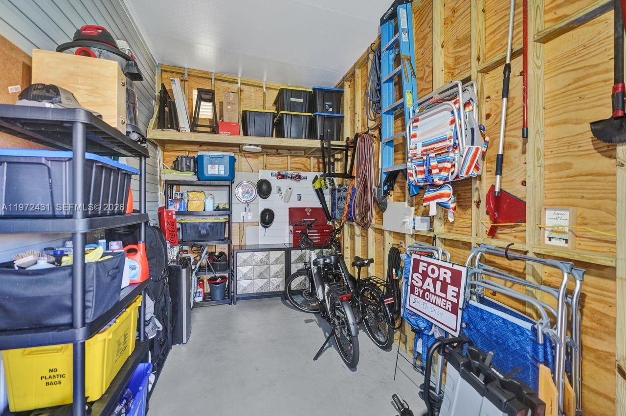 NORTHERN PINES MOBILE HOM - Residential