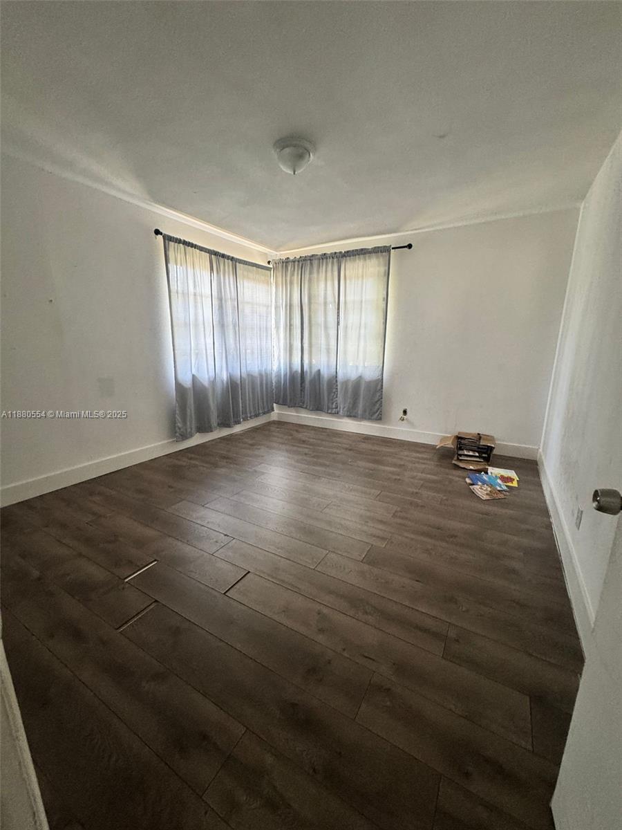 SMALLWOOD MANOR - Residential Lease