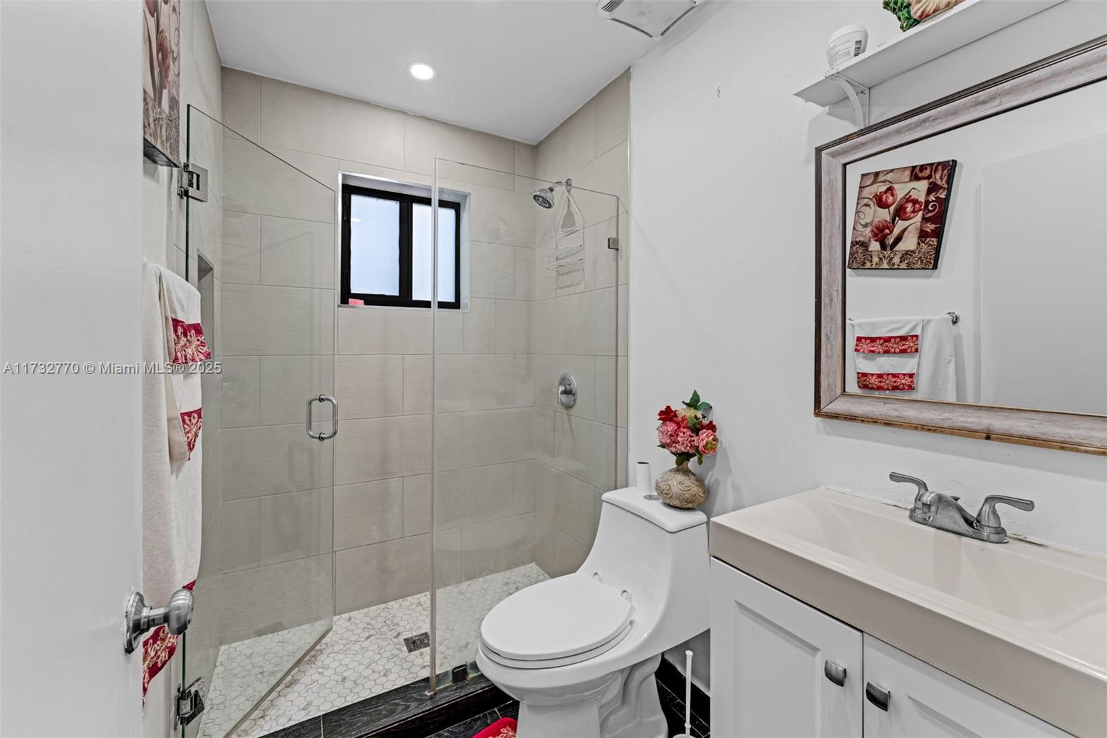 CAMBRIDGE ESTATES - Residential