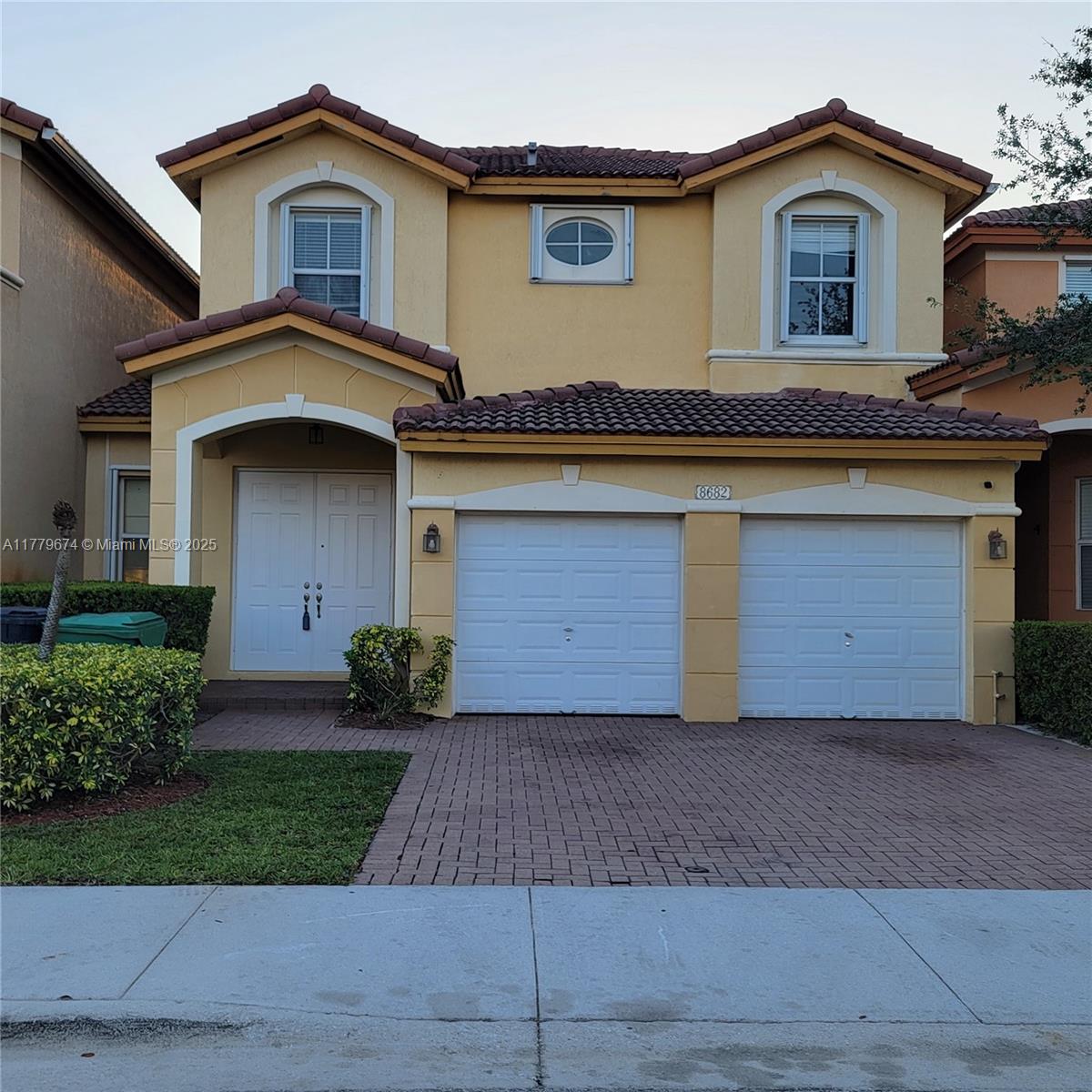 Rental Property at 8682 Nw 109th Ct 8682, Doral, Miami-Dade County, Florida - Bedrooms: 3 
Bathrooms: 3  - $3,500 MO.