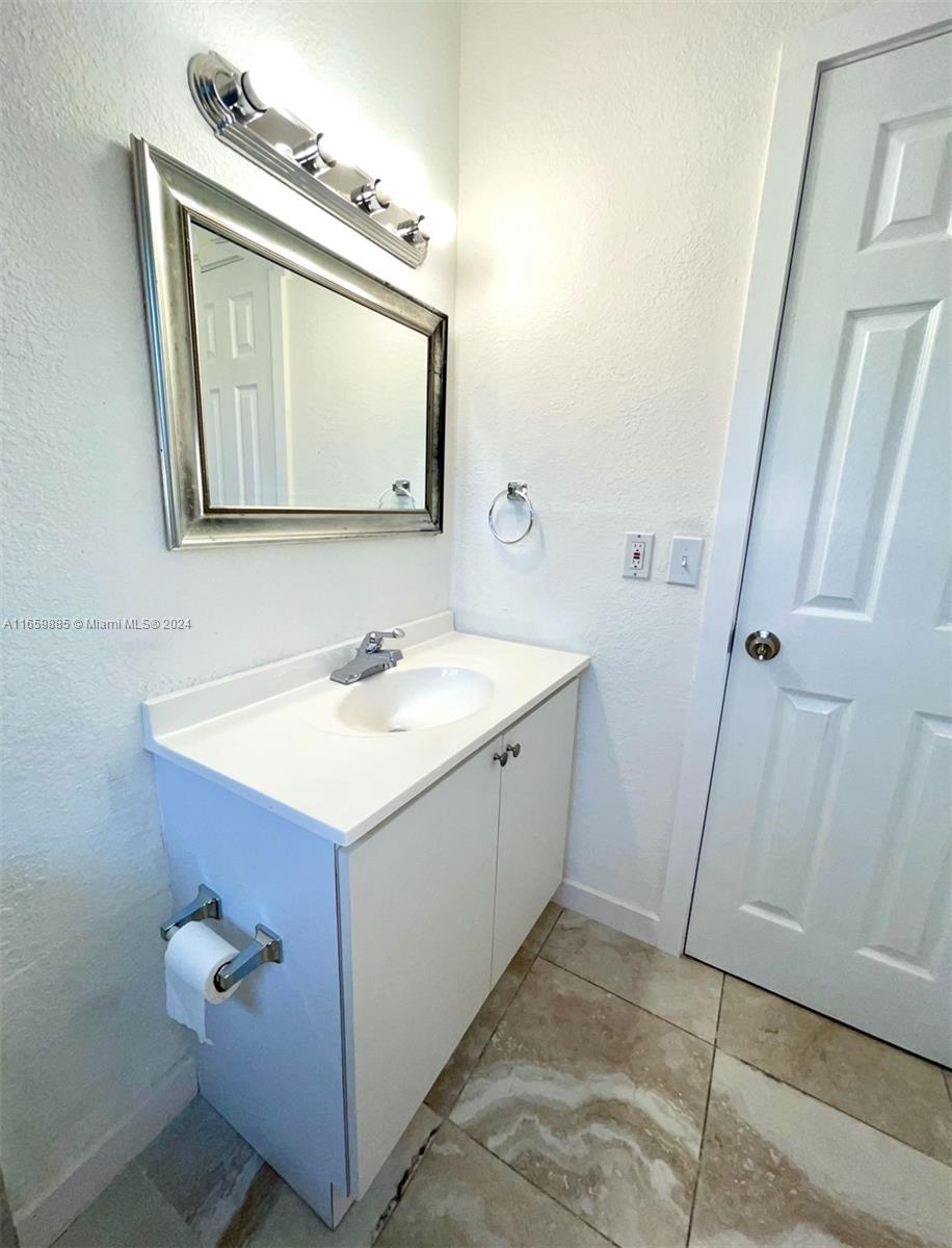 EDGEWOOD SUB - Residential Lease