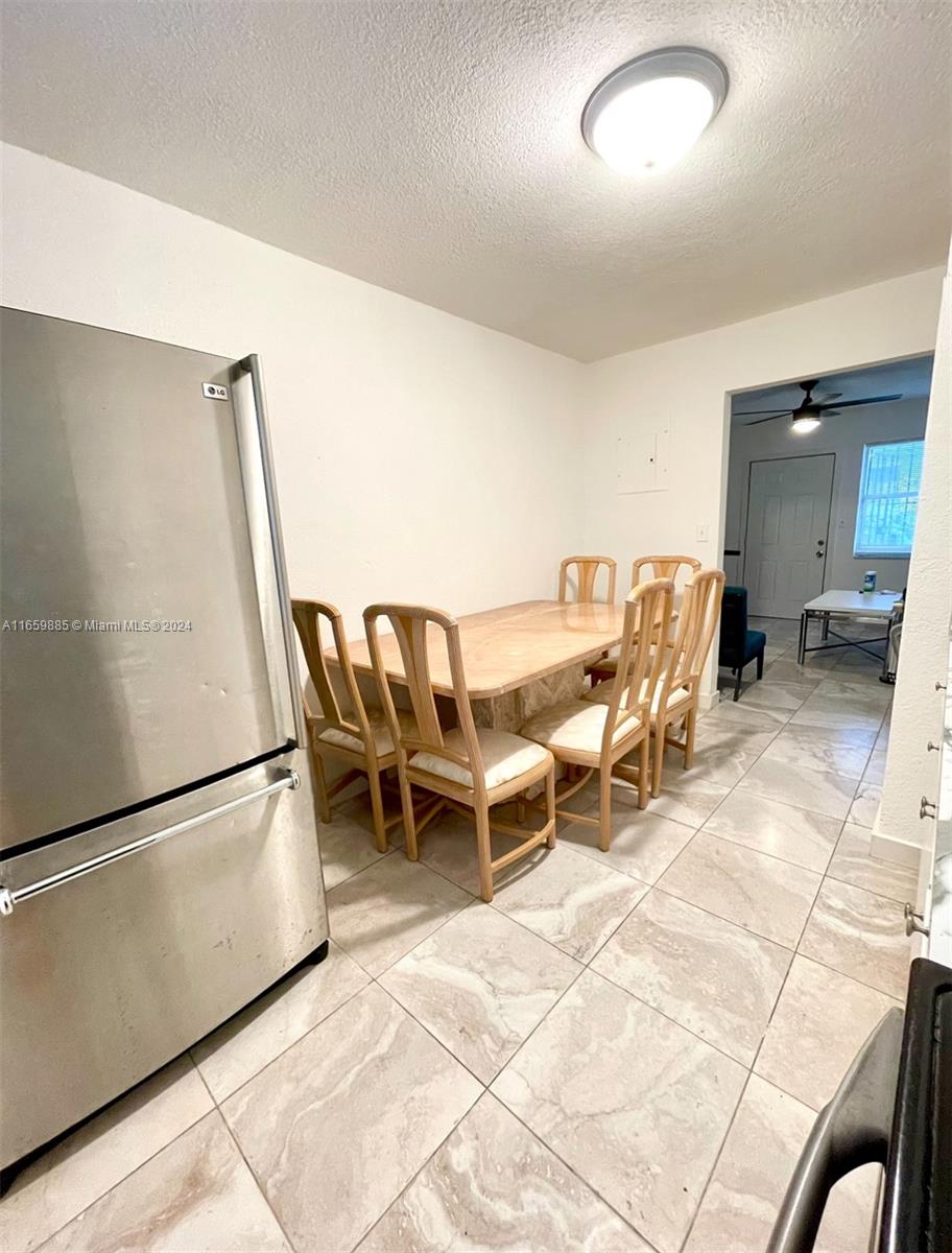 EDGEWOOD SUB - Residential Lease