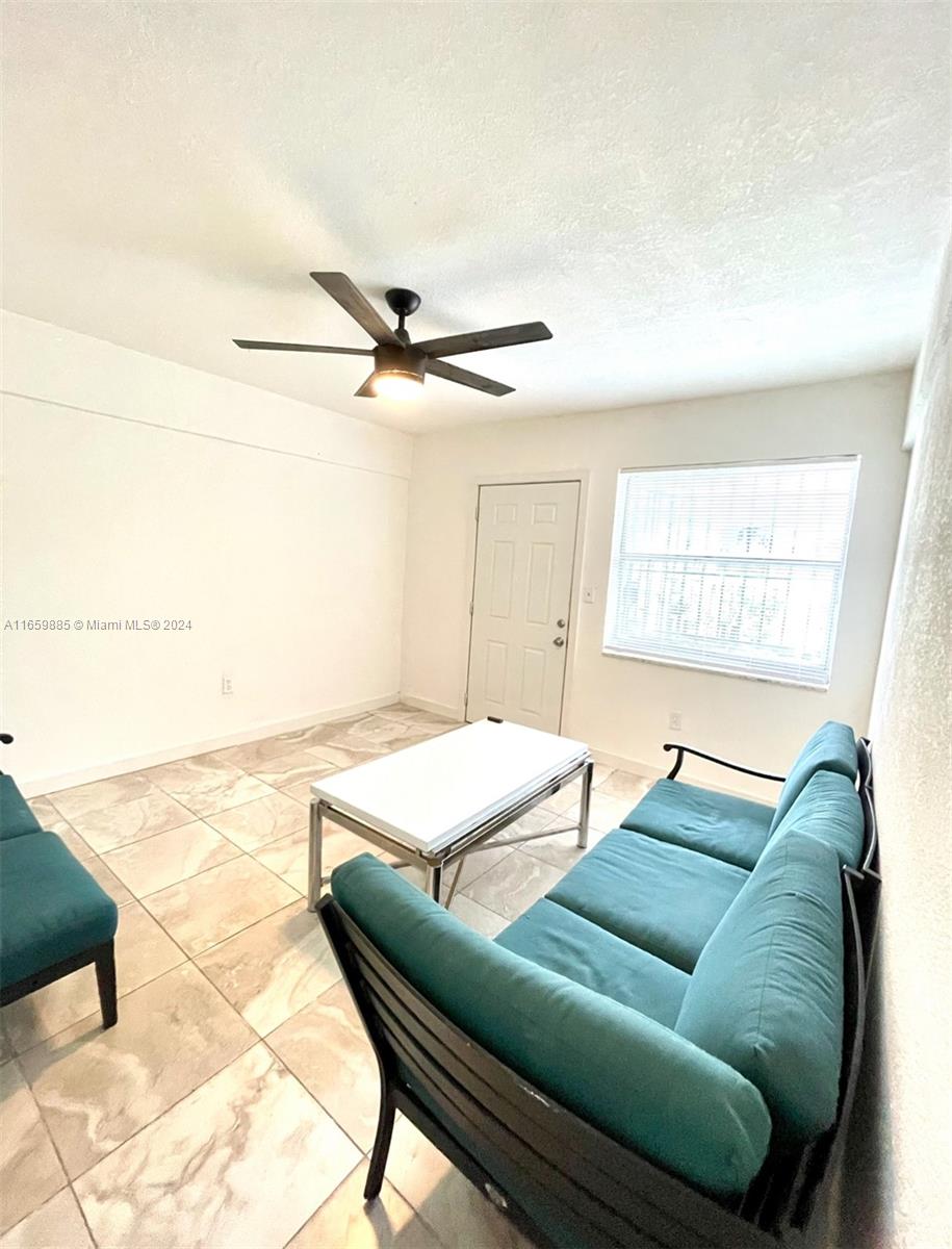 EDGEWOOD SUB - Residential Lease