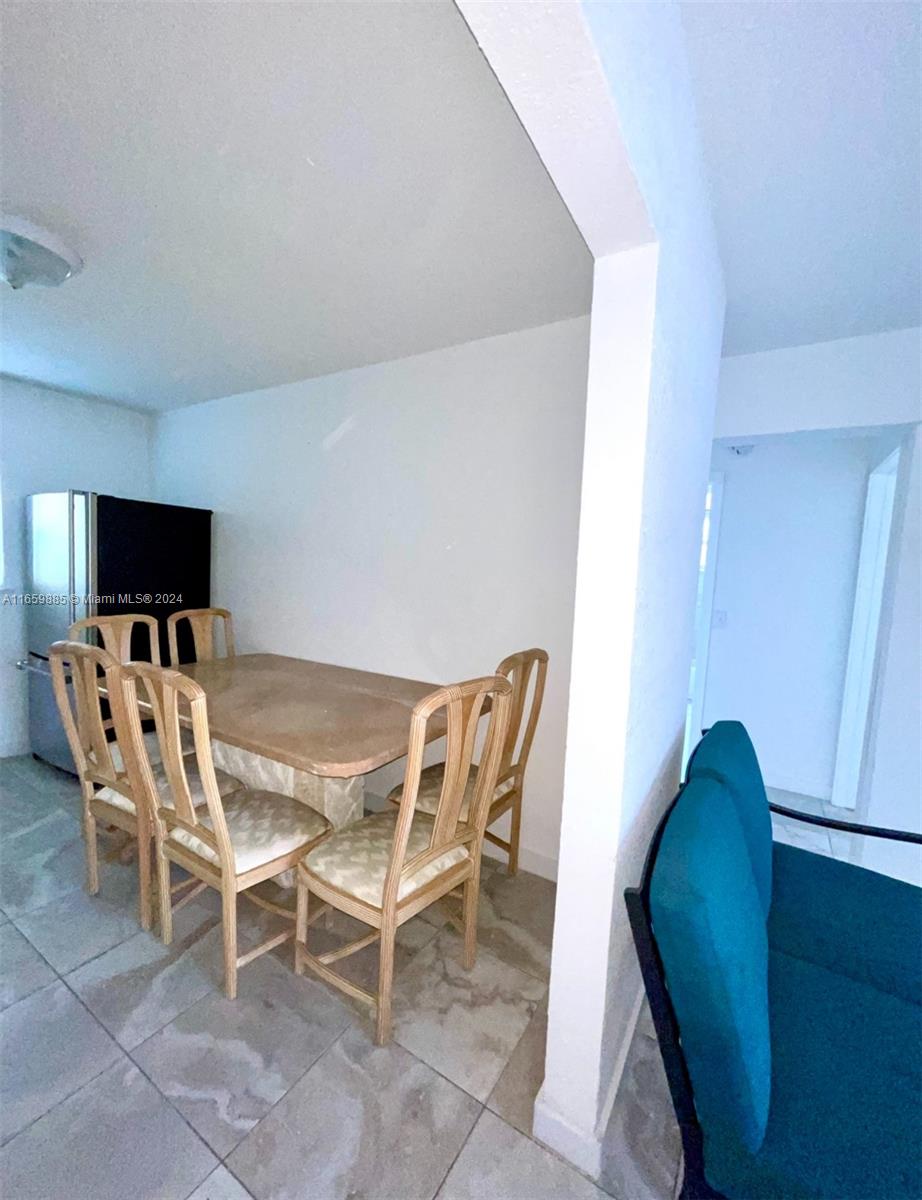 EDGEWOOD SUB - Residential Lease