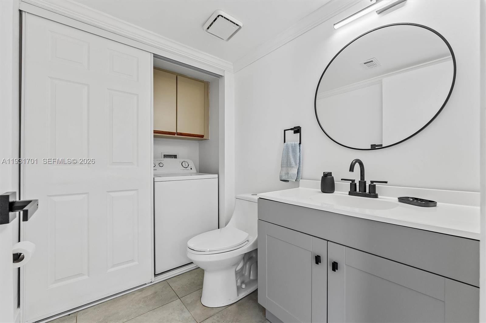 C H E ACRES - Residential