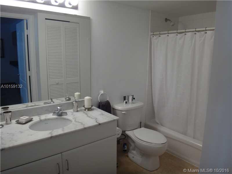 THE CLUB AT BRICKELL BAY - Residential Lease