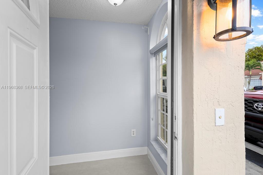 FOUNTAIN PK VILLAGE HOMES - Residential Lease