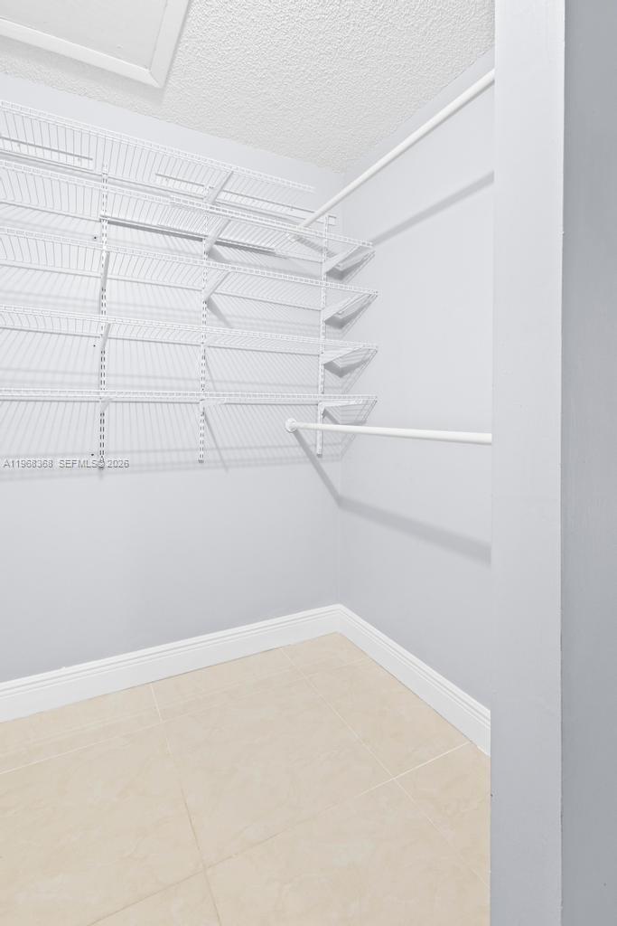 FOUNTAIN PK VILLAGE HOMES - Residential Lease